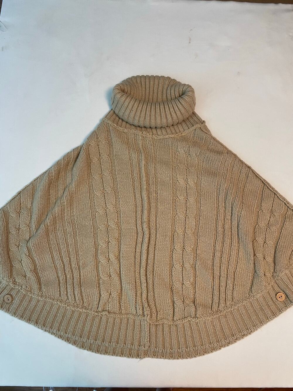 Gaiam poncho Loose Knit Medium wool Mohair blend